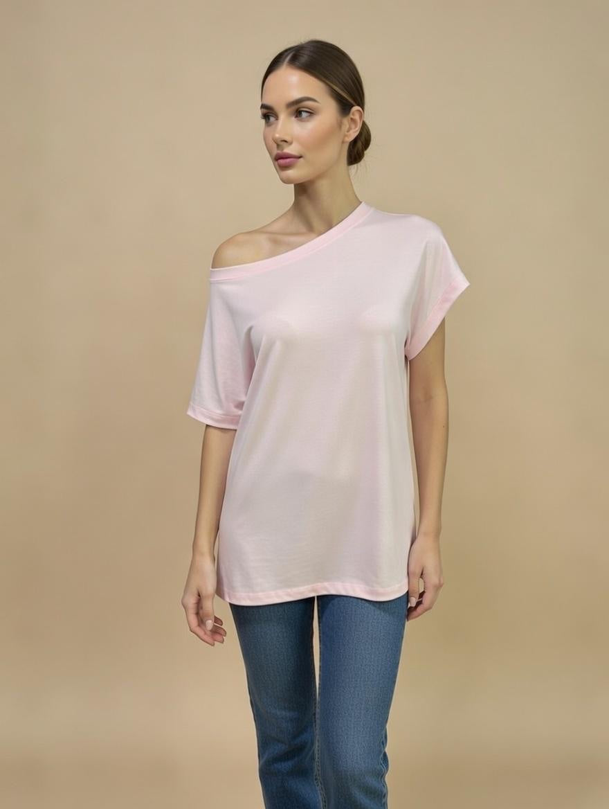 The Relaxed Off-the-Shoulder Top - Soft Pink