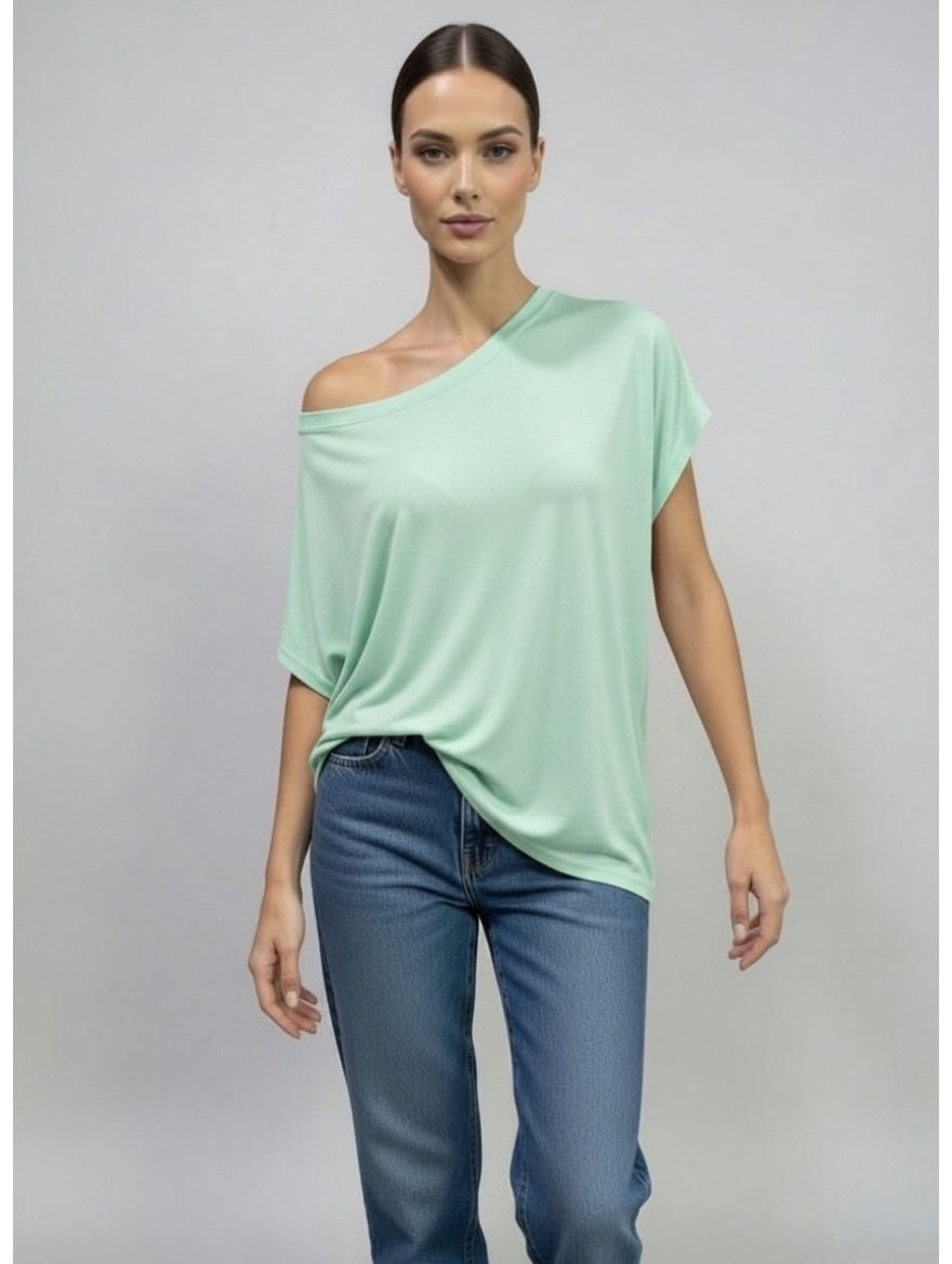 The Relaxed Off-the-Shoulder Top - Mint